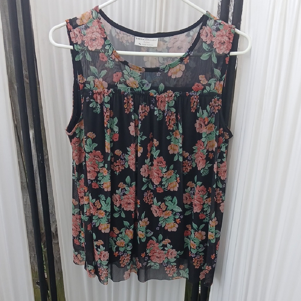 Bobbie Brooks Black Floral Sleeveless Blouse